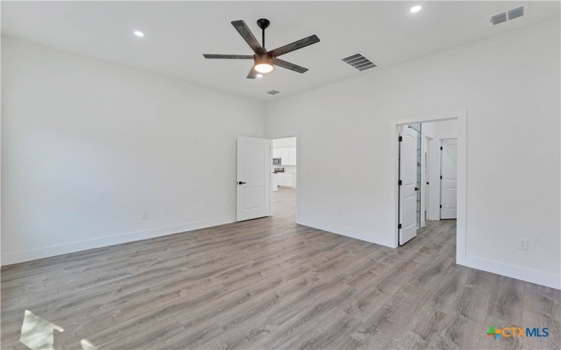 664 Rolling Hills Drive, Canyon Lake, TX 78133, 3 Bedrooms Bedrooms, ,2 BathroomsBathrooms,Residential,For Sale,664 Rolling Hills Drive,567220