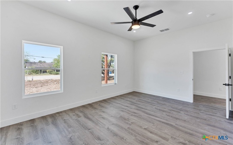 664 Rolling Hills Drive, Canyon Lake, TX 78133, 3 Bedrooms Bedrooms, ,2 BathroomsBathrooms,Residential,For Sale,664 Rolling Hills Drive,567220