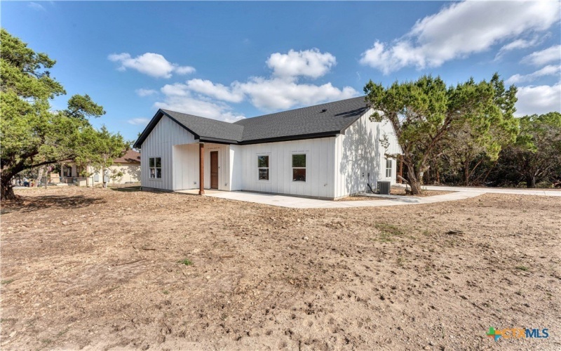 664 Rolling Hills Drive, Canyon Lake, TX 78133, 3 Bedrooms Bedrooms, ,2 BathroomsBathrooms,Residential,For Sale,664 Rolling Hills Drive,567220