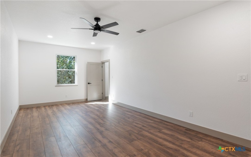 204 N Avenue J, Johnson City, TX 78636, 3 Bedrooms Bedrooms, ,2 BathroomsBathrooms,Residential,For Sale,204 N Avenue J,573264