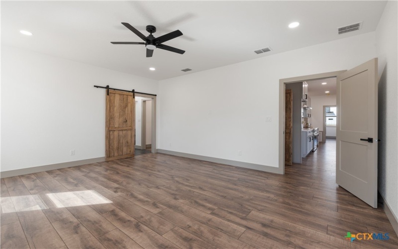 204 N Avenue J, Johnson City, TX 78636, 3 Bedrooms Bedrooms, ,2 BathroomsBathrooms,Residential,For Sale,204 N Avenue J,573264