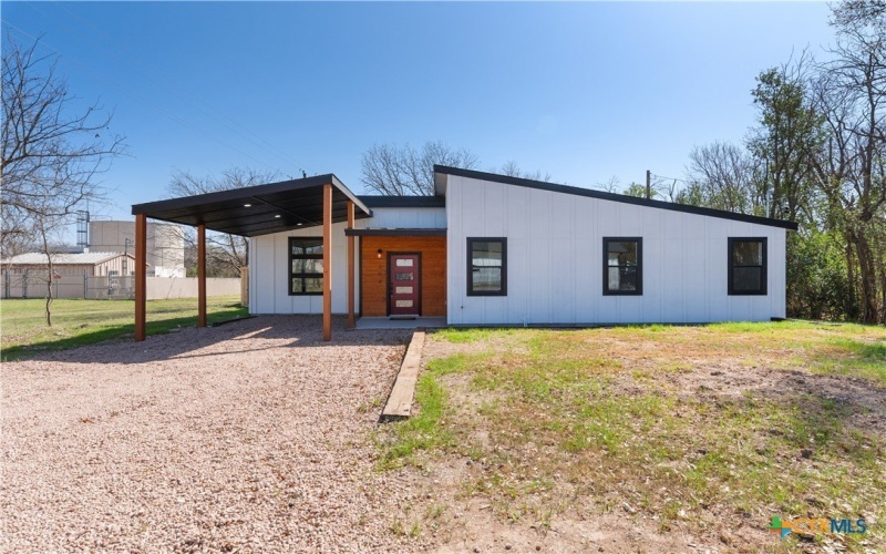 204 N Avenue J, Johnson City, TX 78636, 3 Bedrooms Bedrooms, ,2 BathroomsBathrooms,Residential,For Sale,204 N Avenue J,573264