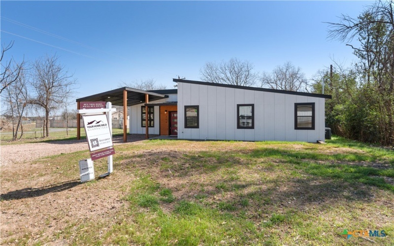 204 N Avenue J, Johnson City, TX 78636, 3 Bedrooms Bedrooms, ,2 BathroomsBathrooms,Residential,For Sale,204 N Avenue J,573264