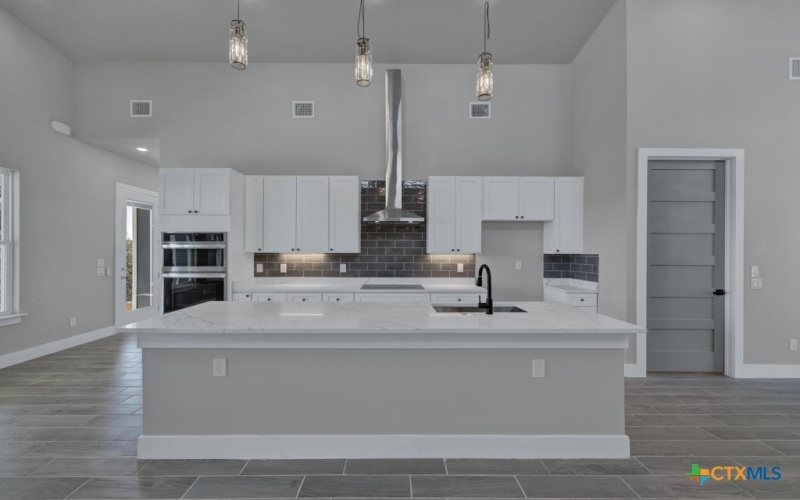307 Lorne Road, Canyon Lake, TX 78133, 4 Habitaciones Habitaciones , ,3 BañosBaños,Residential,En Venta,307 Lorne Road,567937
