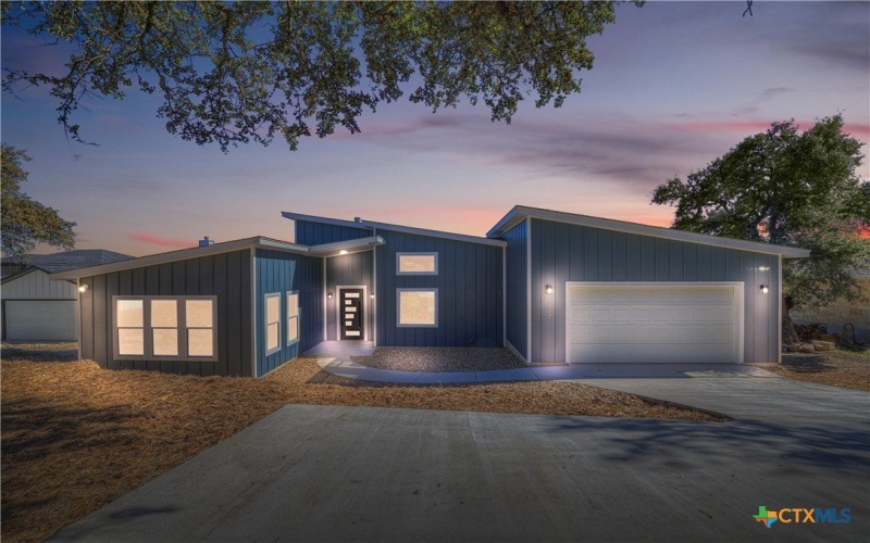 307 Lorne Road, Canyon Lake, TX 78133, 4 Habitaciones Habitaciones , ,3 BañosBaños,Residential,En Venta,307 Lorne Road,567937