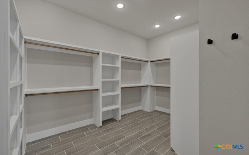 307 Lorne Road, Canyon Lake, TX 78133, 4 Habitaciones Habitaciones , ,3 BañosBaños,Residential,En Venta,307 Lorne Road,567937