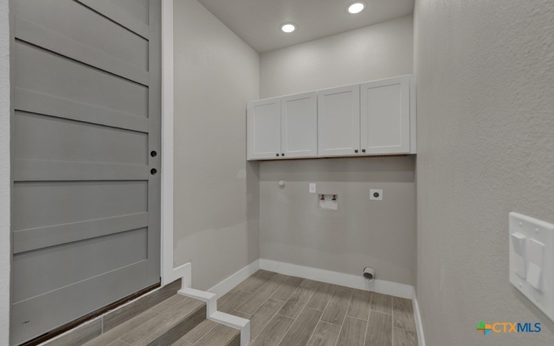 307 Lorne Road, Canyon Lake, TX 78133, 4 Habitaciones Habitaciones , ,3 BañosBaños,Residential,En Venta,307 Lorne Road,567937