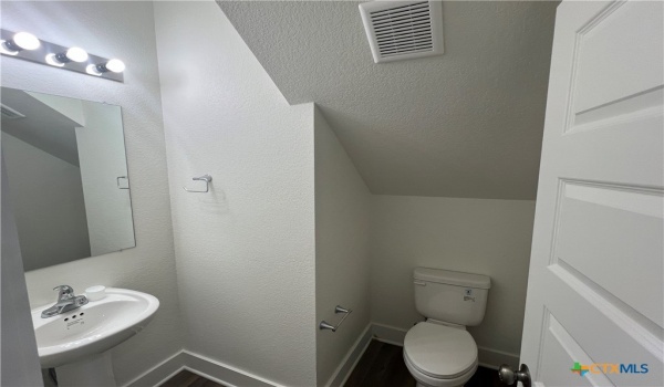 1830 Royal Loop, Belton, TX 76513, 4 Bedrooms Bedrooms, ,2 BathroomsBathrooms,Residential Lease,For Rent,1830 Royal Loop,576923