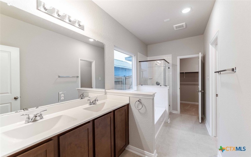 308 Angus Drive, Seguin, TX 78155, 4 Habitaciones Habitaciones , ,2 BañosBaños,Residential,En Venta,308 Angus Drive,577175