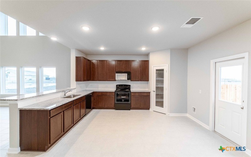 308 Angus Drive, Seguin, TX 78155, 4 Habitaciones Habitaciones , ,2 BañosBaños,Residential,En Venta,308 Angus Drive,577175