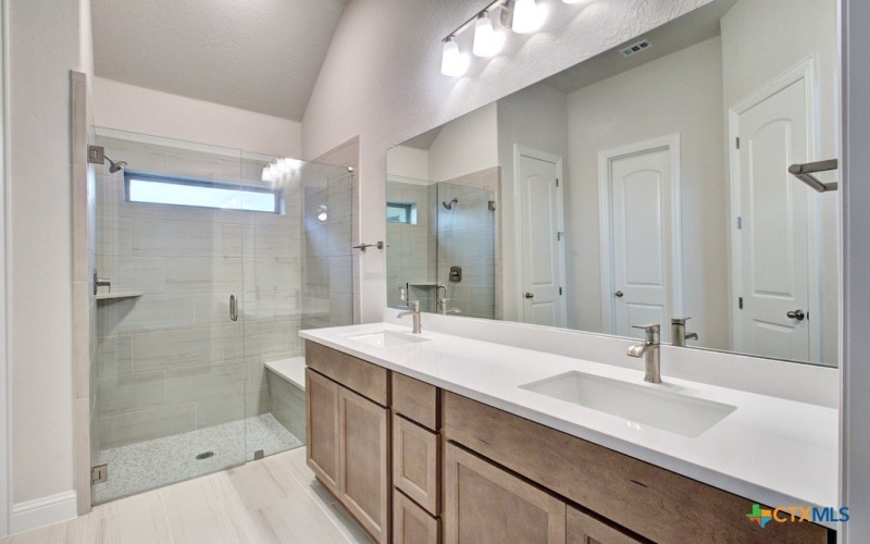 737 Groudsel Avenue, New Braunfels, TX 78132, 4 Bedrooms Bedrooms, ,3 BathroomsBathrooms,Residential,For Sale,737 Groudsel Avenue,574737