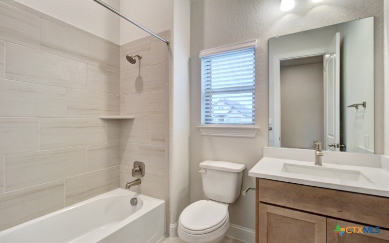 737 Groudsel Avenue, New Braunfels, TX 78132, 4 Bedrooms Bedrooms, ,3 BathroomsBathrooms,Residential,For Sale,737 Groudsel Avenue,574737