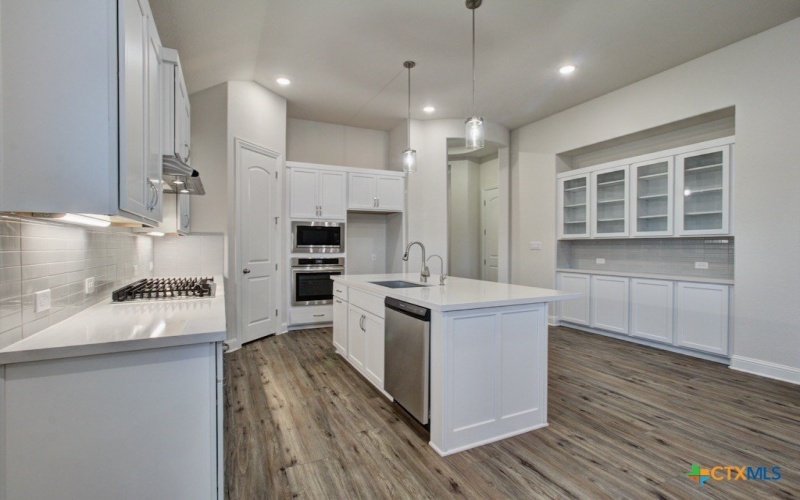 737 Groudsel Avenue, New Braunfels, TX 78132, 4 Bedrooms Bedrooms, ,3 BathroomsBathrooms,Residential,For Sale,737 Groudsel Avenue,574737