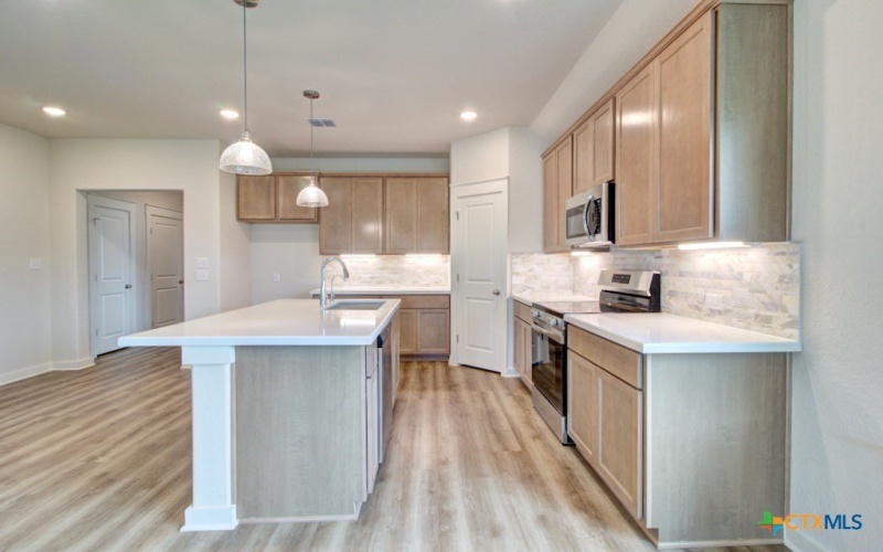 980 Gray Cloud Drive, New Braunfels, TX 78130, 4 Bedrooms Bedrooms, ,2 BathroomsBathrooms,Residential,For Sale,980 Gray Cloud Drive,574772