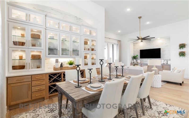 502 Irvine Circle, Liberty Hill, TX 78642, 4 Habitaciones Habitaciones , ,5 BañosBaños,Residential,En Venta,502 Irvine Circle,574961