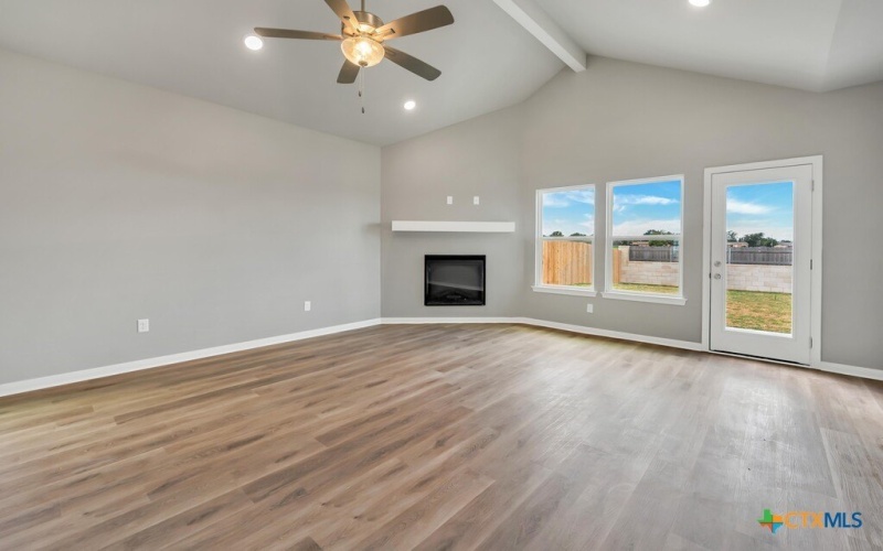 413 Travis Drive, McGregor, TX 76657, 4 Bedrooms Bedrooms, ,2 BathroomsBathrooms,Residential,For Sale,413 Travis Drive,575042