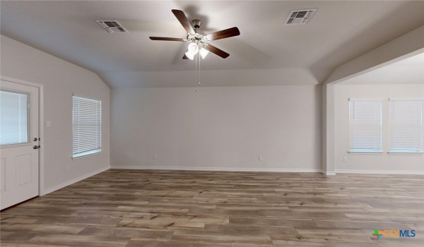 1706 Paint Horse Trail, Harker Heights, TX 76548, 3 Bedrooms Bedrooms, ,2 BathroomsBathrooms,Residential,For Sale,1706 Paint Horse Trail,575273