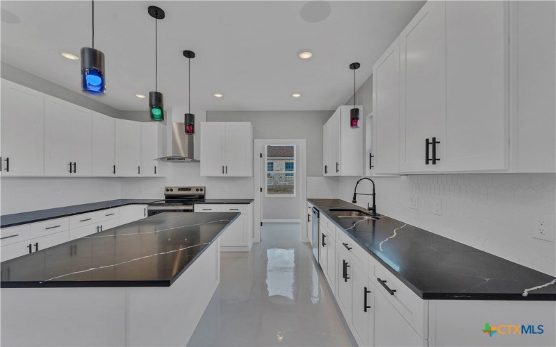 113 Carrizo Ranch Drive, Floresville, TX 78114, 3 Habitaciones Habitaciones , ,2 BañosBaños,Residential,En Venta,113 Carrizo Ranch Drive,575317