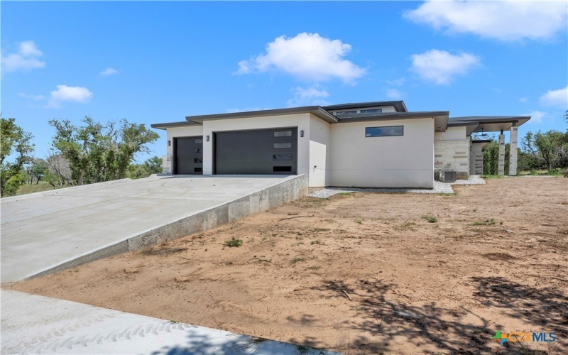 6507 RANCH RD 962 W, Round Mountain, TX 78663, 4 Bedrooms Bedrooms, ,5 BathroomsBathrooms,Residential,For Sale,6507 RANCH RD 962 W,575802