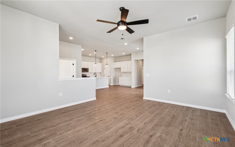 103 San Luis Pass #101, San Marcos, TX 78666, 2 Bedrooms Bedrooms, ,2 BathroomsBathrooms,Residential,For Sale,103 San Luis Pass,575918
