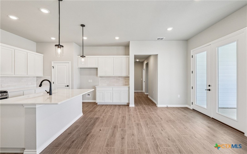 103 San Luis Pass #101, San Marcos, TX 78666, 2 Bedrooms Bedrooms, ,2 BathroomsBathrooms,Residential,For Sale,103 San Luis Pass,575918