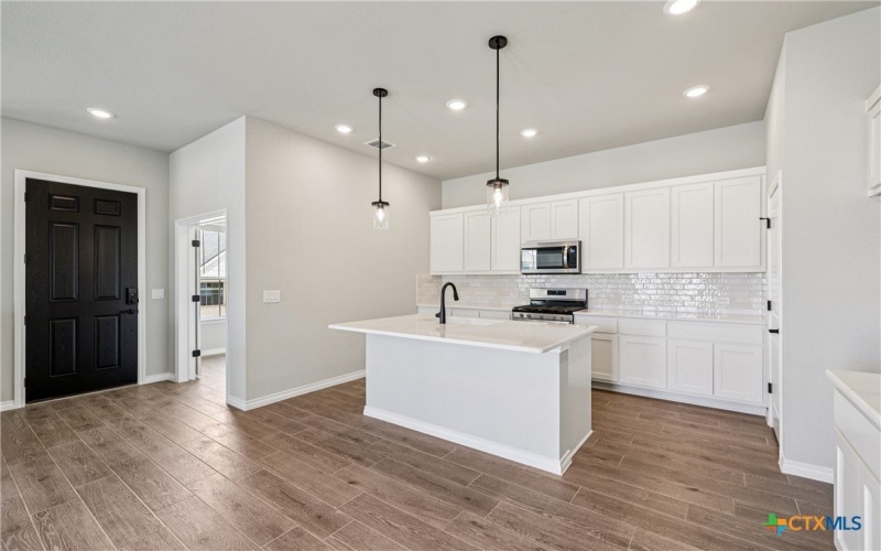 103 San Luis Pass #101, San Marcos, TX 78666, 2 Bedrooms Bedrooms, ,2 BathroomsBathrooms,Residential,For Sale,103 San Luis Pass,575918