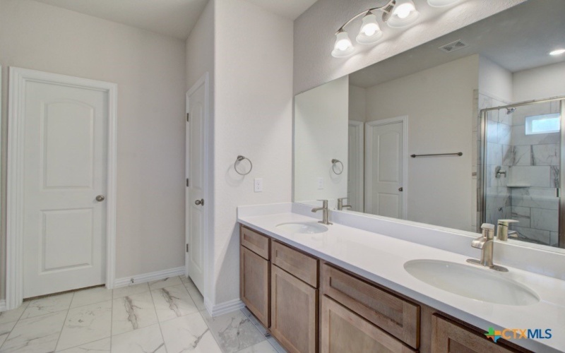 883 Casetta Trail, New Braunfels, TX 78130, 4 Bedrooms Bedrooms, ,3 BathroomsBathrooms,Residential,For Sale,883 Casetta Trail,576164