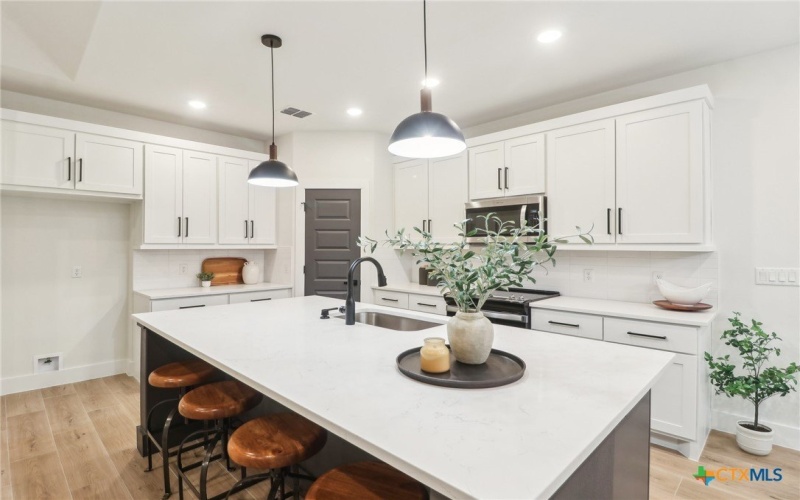 1301 Green Meadow Lane, Spring Branch, TX 78070, 3 Bedrooms Bedrooms, ,2 BathroomsBathrooms,Residential,For Sale,1301 Green Meadow Lane,576191