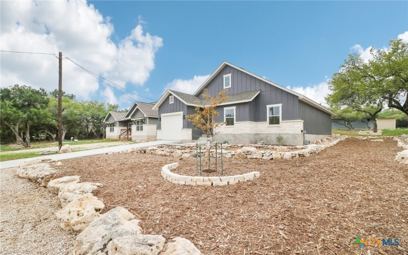 1301 Green Meadow Lane, Spring Branch, TX 78070, 3 Bedrooms Bedrooms, ,2 BathroomsBathrooms,Residential,For Sale,1301 Green Meadow Lane,576191