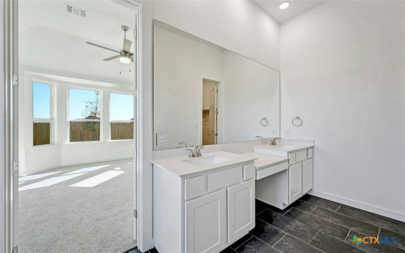 2812 Bergamot Drive, New Braunfels, TX 78130, 4 Habitaciones Habitaciones , ,3 BañosBaños,Residential,En Venta,2812 Bergamot Drive,576492