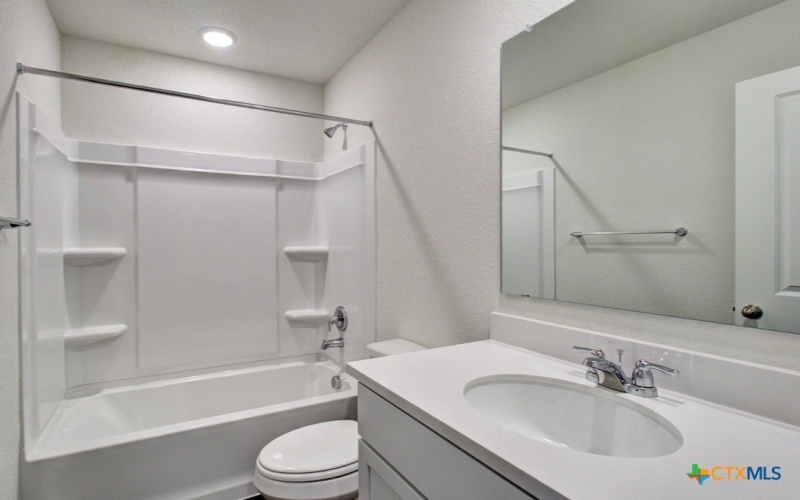 3644 Meteor Road, New Braunfels, TX 78130, 5 Bedrooms Bedrooms, ,3 BathroomsBathrooms,Residential,For Sale,3644 Meteor Road,576561