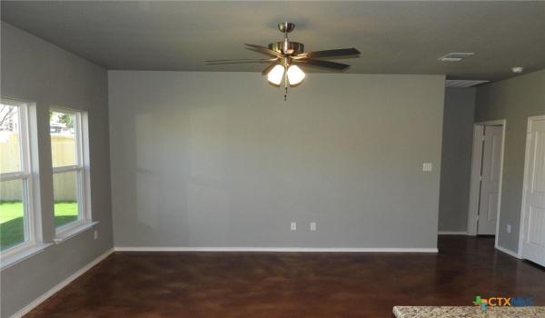 1421 Lindsey Drive, Copperas Cove, TX 76522, 3 Bedrooms Bedrooms, ,2 BathroomsBathrooms,Residential,For Sale,1421 Lindsey Drive,576568