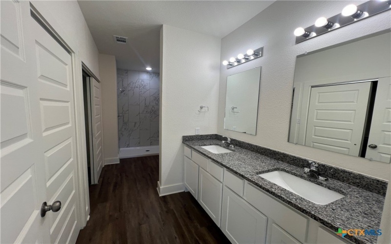 1826 Royal Loop, Belton, TX 76513, 4 Bedrooms Bedrooms, ,2 BathroomsBathrooms,Residential Lease,For Rent,1826 Royal Loop,576922