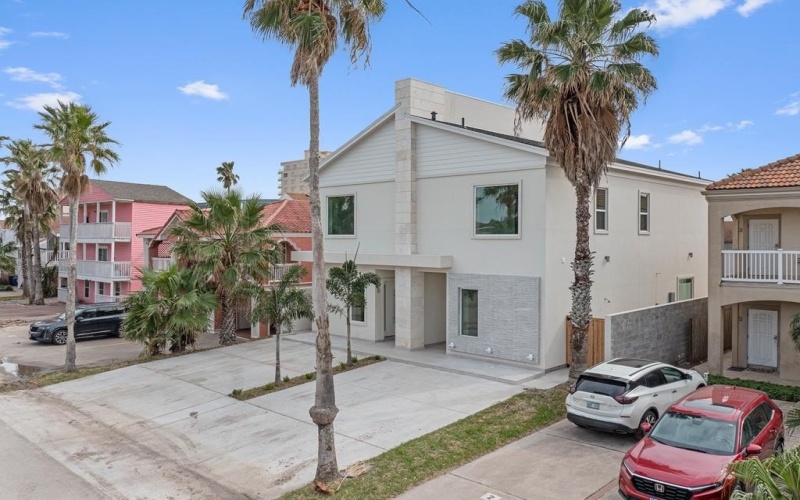 121 Campeche St. #B, South Padre Island, TX 78597, 3 Bedrooms Bedrooms, ,2 BathroomsBathrooms,Residential,For Sale,121 Campeche St.,103161