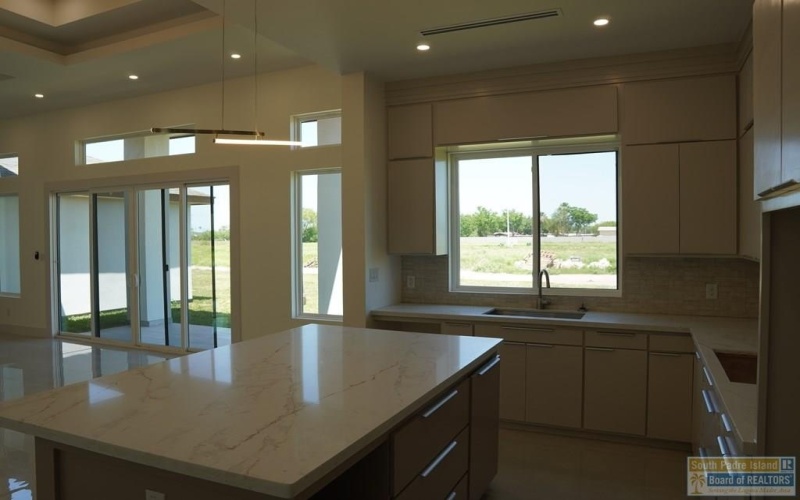 3718 White Rock Cir., Harlingen, TX 78552, 4 Bedrooms Bedrooms, ,3 BathroomsBathrooms,Residential,For Sale,3718 White Rock Cir.,103602