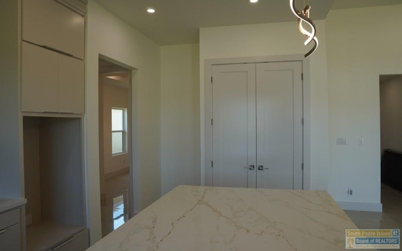 3718 White Rock Cir., Harlingen, TX 78552, 4 Bedrooms Bedrooms, ,3 BathroomsBathrooms,Residential,For Sale,3718 White Rock Cir.,103602