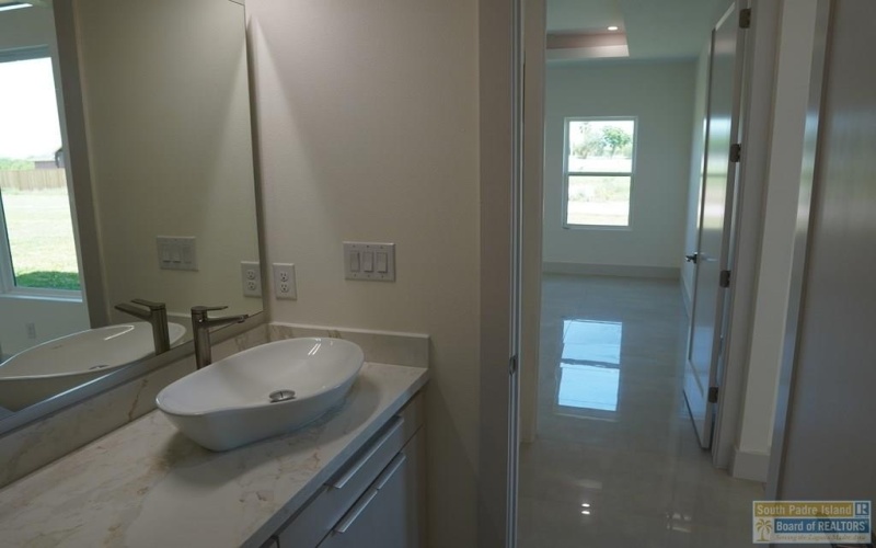 3718 White Rock Cir., Harlingen, TX 78552, 4 Bedrooms Bedrooms, ,3 BathroomsBathrooms,Residential,For Sale,3718 White Rock Cir.,103602