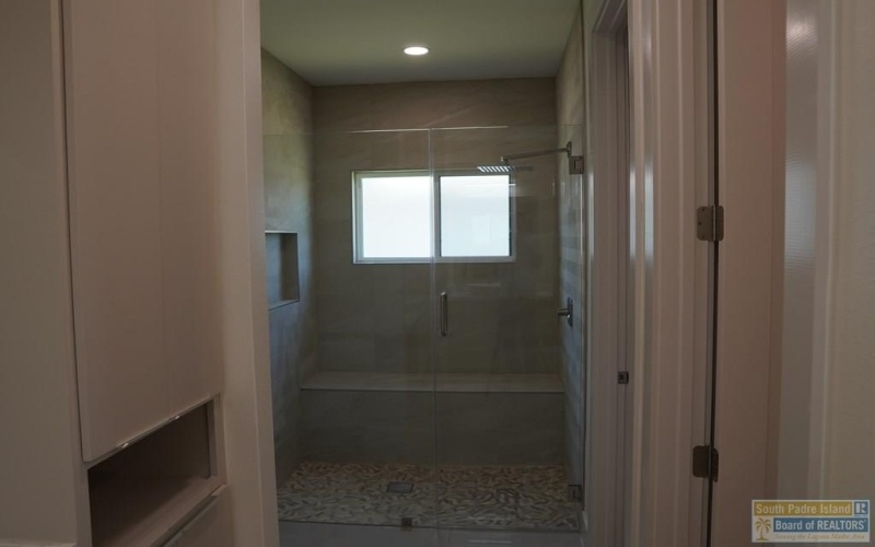 3718 White Rock Cir., Harlingen, TX 78552, 4 Bedrooms Bedrooms, ,3 BathroomsBathrooms,Residential,For Sale,3718 White Rock Cir.,103602