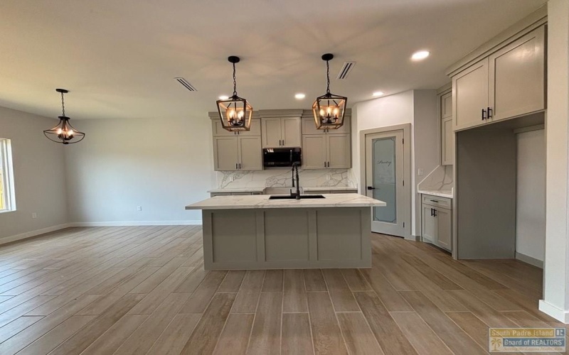 2742 Eliseo Villarreal Ave, Port Isabel, TX 78578, 3 Bedrooms Bedrooms, ,2 BathroomsBathrooms,Residential,For Sale,2742 Eliseo Villarreal Ave,103676