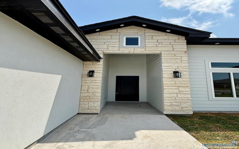 2741 Juan Castillo Ave., Port Isabel, TX 78578, 3 Bedrooms Bedrooms, ,2 BathroomsBathrooms,Residential,For Sale,2741 Juan Castillo Ave.,103677