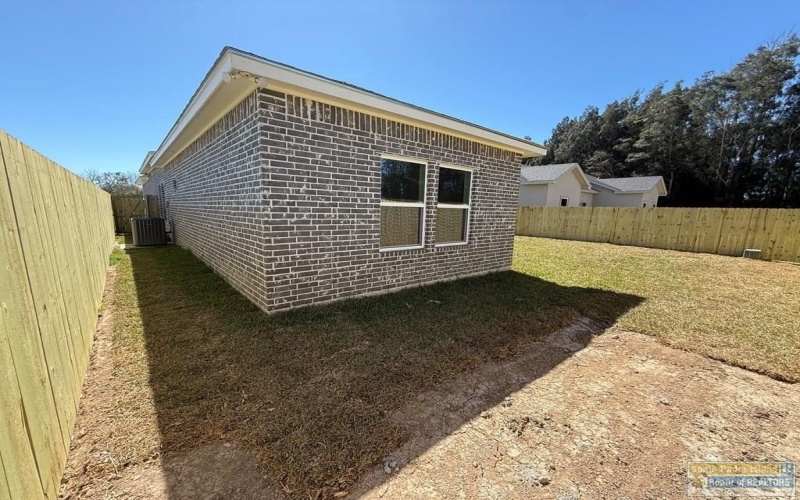 2626 Haverford Blvd., Harlingen, TX 78552, 3 Bedrooms Bedrooms, ,2 BathroomsBathrooms,Residential,For Sale,2626 Haverford Blvd.,103696