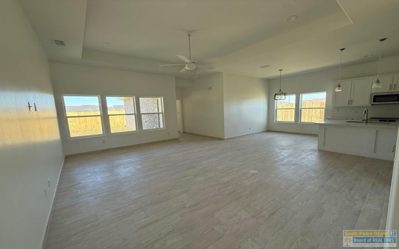 2626 Haverford Blvd., Harlingen, TX 78552, 3 Bedrooms Bedrooms, ,2 BathroomsBathrooms,Residential,For Sale,2626 Haverford Blvd.,103696