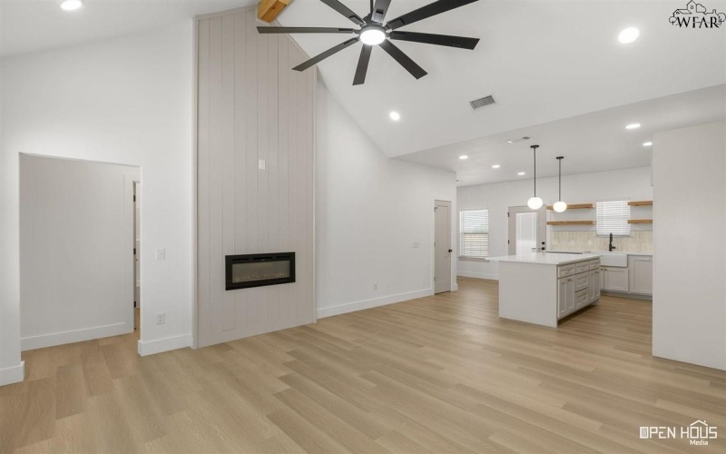410 S CHERRY STREET, Holliday, TX 76366, 3 Bedrooms Bedrooms, ,2 BathroomsBathrooms,Residential,For Sale,410 S CHERRY STREET,177793