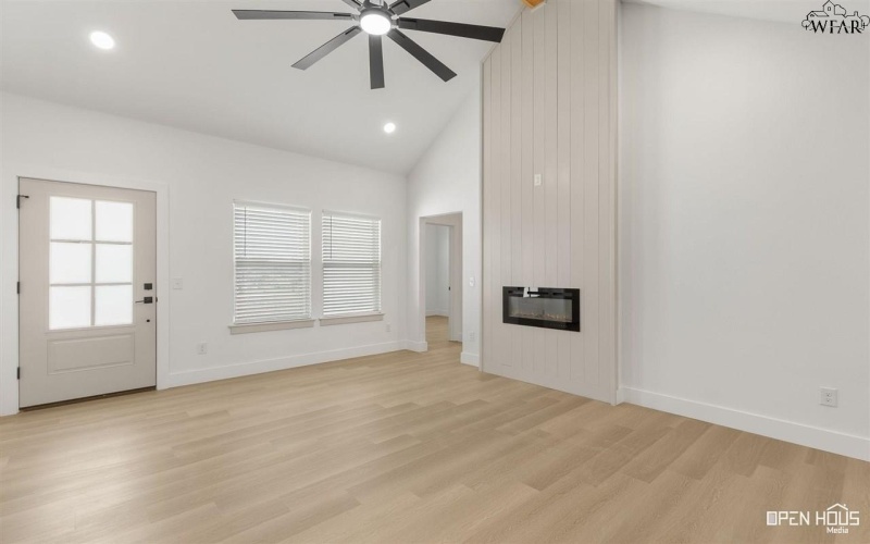 410 S CHERRY STREET, Holliday, TX 76366, 3 Bedrooms Bedrooms, ,2 BathroomsBathrooms,Residential,For Sale,410 S CHERRY STREET,177793