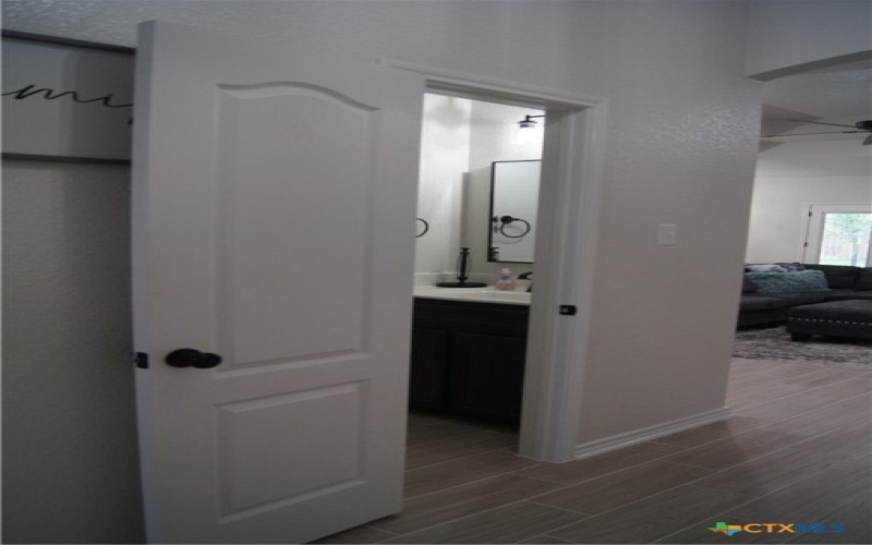 519 Tooter Street, Killeen, TX 76542, 4 Bedrooms Bedrooms, ,2 BathroomsBathrooms,Residential,For Sale,519 Tooter Street,577564