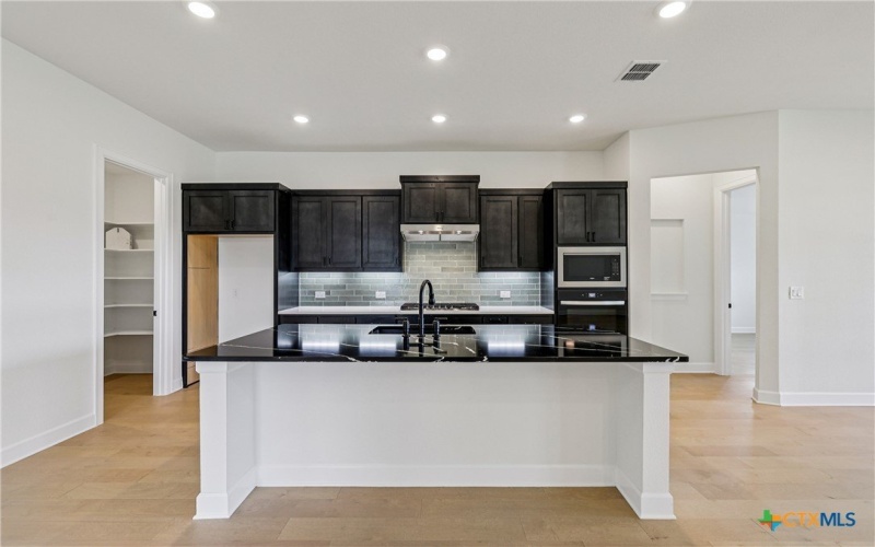 1516 Dancing Oak Lane, San Marcos, TX 78666, 2 Bedrooms Bedrooms, ,2 BathroomsBathrooms,Residential,For Sale,1516 Dancing Oak Lane,577723