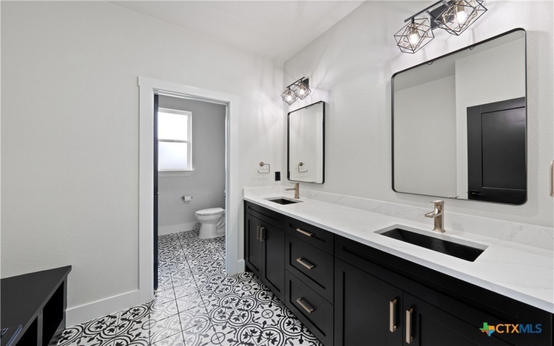 1402 Stone Russell Drive, Salado, TX 76571, 4 Bedrooms Bedrooms, ,3 BathroomsBathrooms,Residential,For Sale,1402 Stone Russell Drive,578644