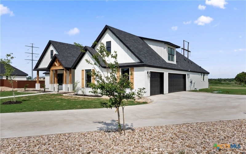 1402 Stone Russell Drive, Salado, TX 76571, 4 Bedrooms Bedrooms, ,3 BathroomsBathrooms,Residential,For Sale,1402 Stone Russell Drive,578644