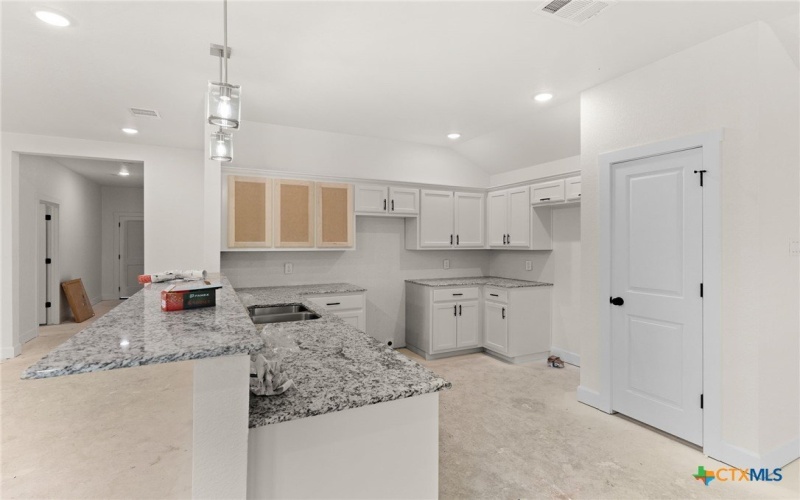 2119 Blackhawk Loop, Belton, TX 76513, 3 Bedrooms Bedrooms, ,2 BathroomsBathrooms,Residential,For Sale,2119 Blackhawk Loop,578881