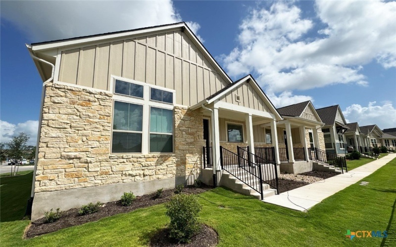 139 Stewart Drive #102, San Marcos, TX 78666, 3 Habitaciones Habitaciones , ,2 BañosBaños,Residential,En Venta,139 Stewart Drive,579722
